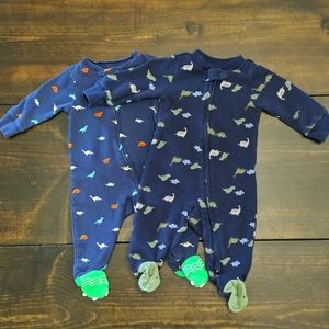 3mo Carter's Zipper Footie Pajamas. Set of 2.
